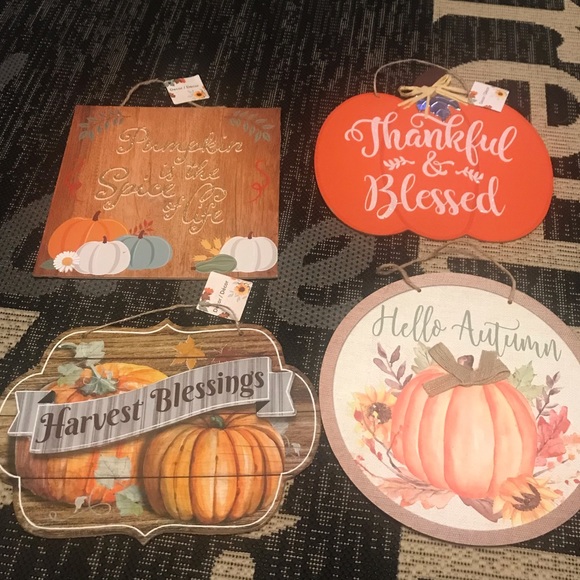 Set of 4 Pumpkin Themed Fall Hanging Wall Decor (Bin 66) - Picture 5 of 10